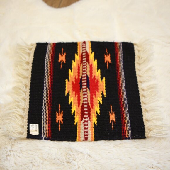 Vintage Acrylic Wool Blend Woven Table Top Southwestern Print Deco Placemat - Picture 2 of 6